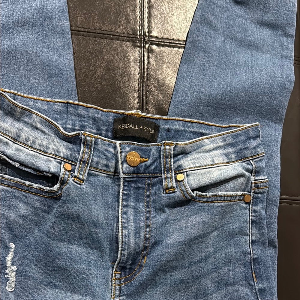 Kendall & Kylie Women's Blue Jeans